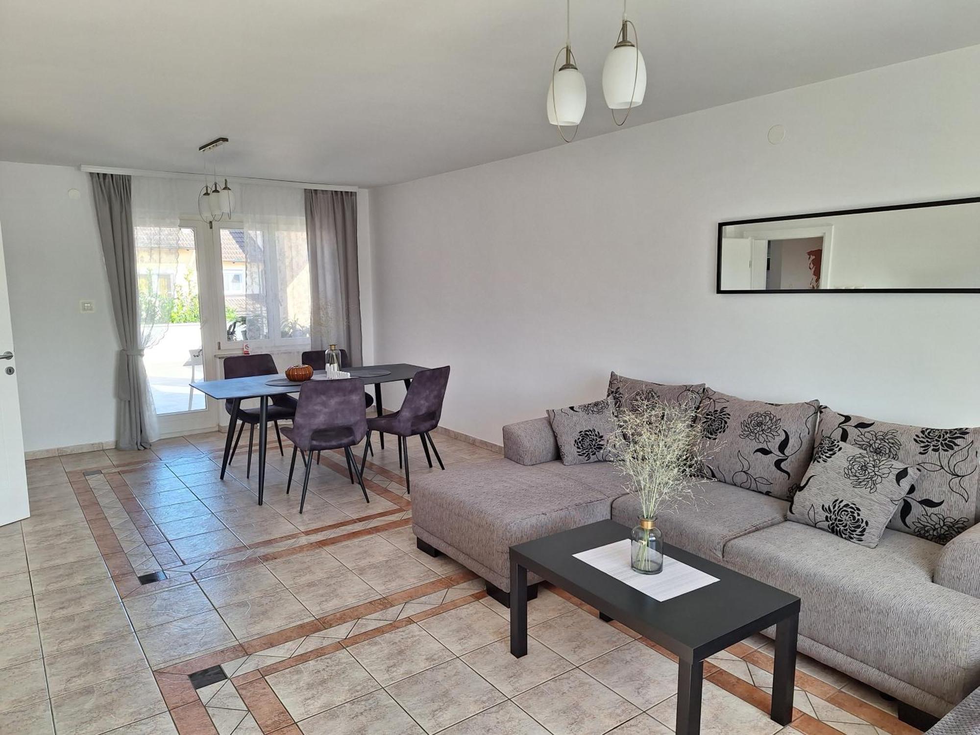 Apartments Place4You Bjelovar Buitenkant foto