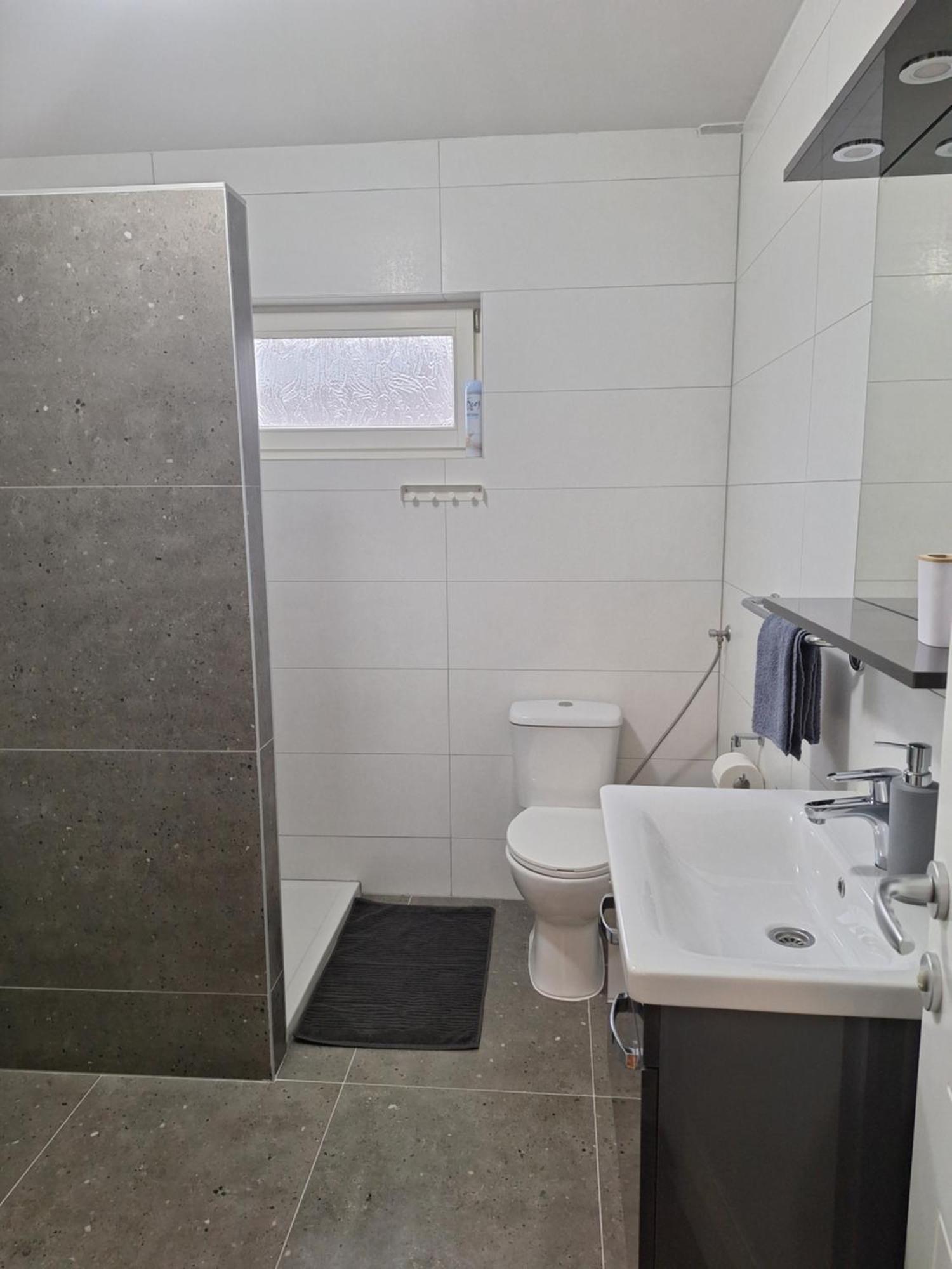 Apartments Place4You Bjelovar Buitenkant foto