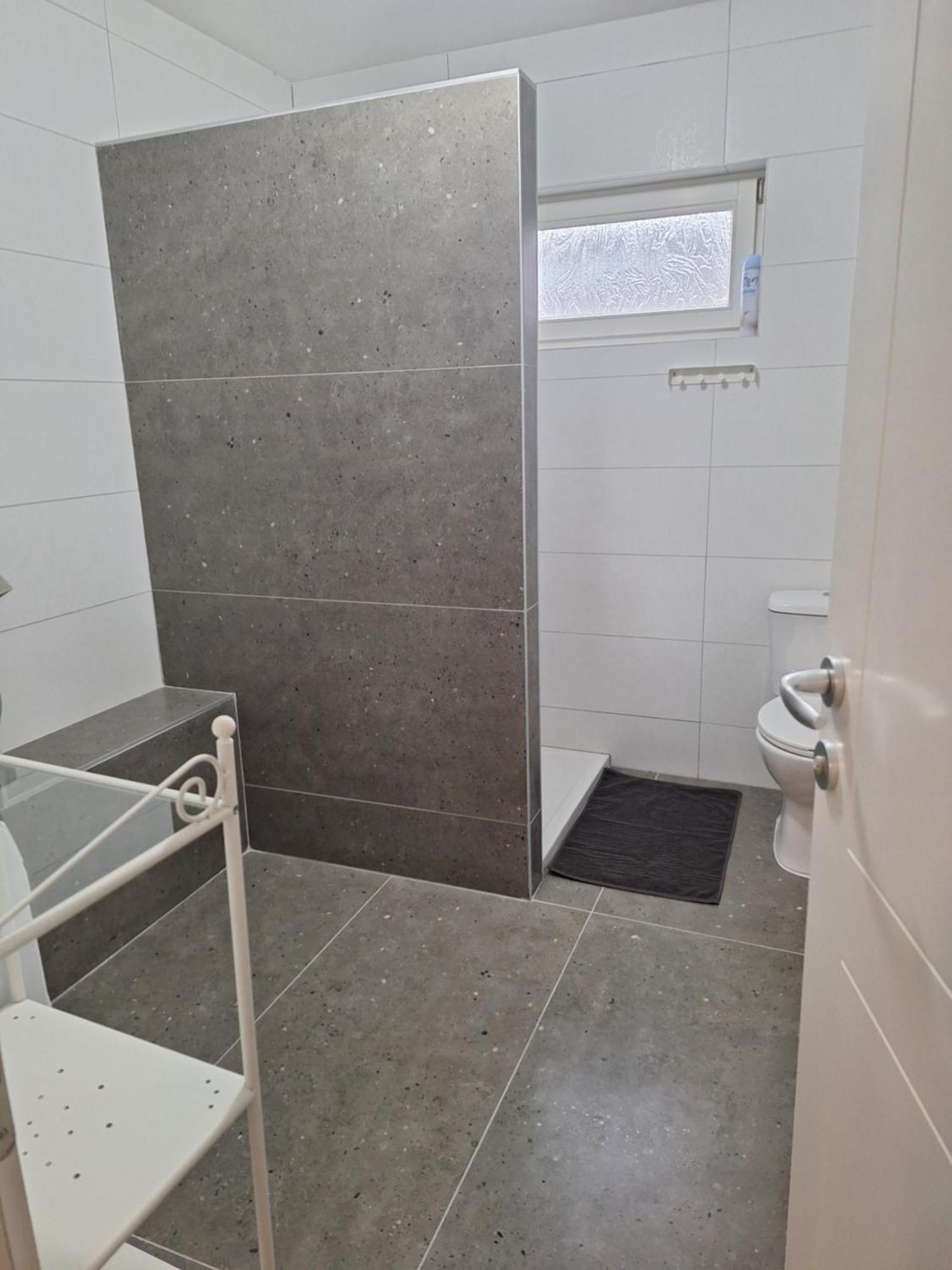 Apartments Place4You Bjelovar Buitenkant foto